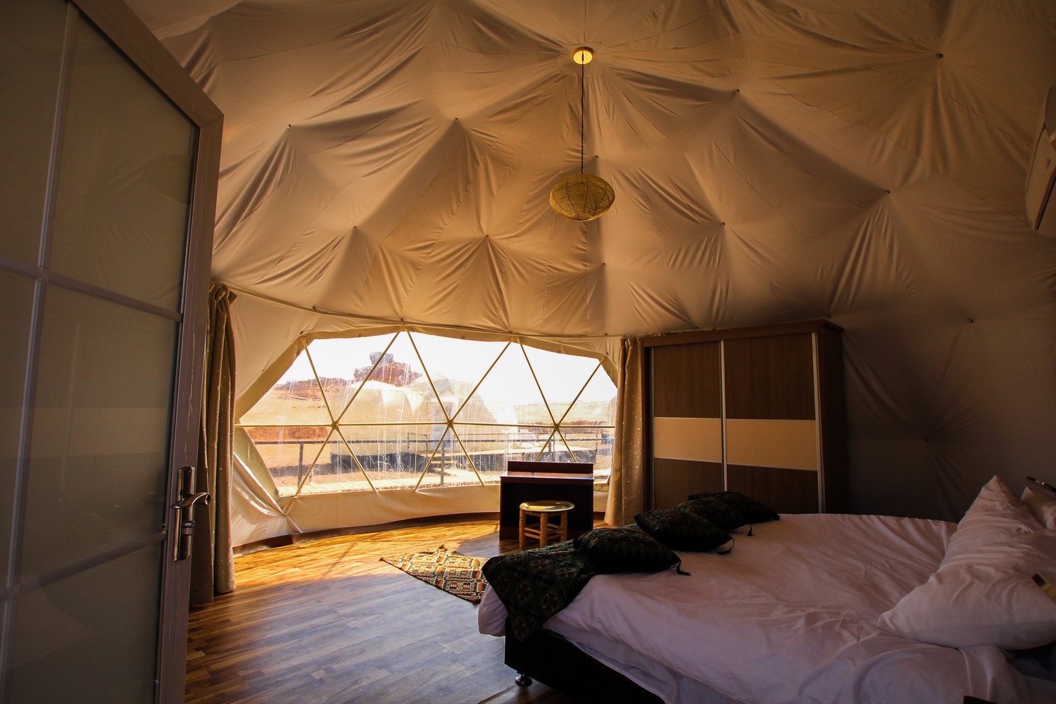 Wadi Rum Luxury Desert Camp-Jordan-Mazayen Rum Camp Internal Dome