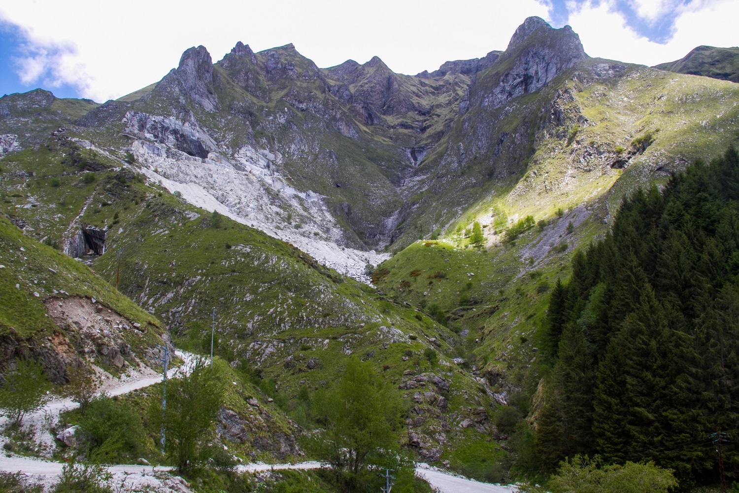 Schienale dell'Asino Apuan Alps
